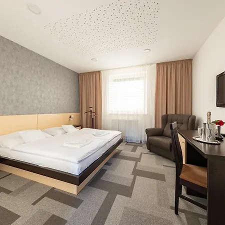 Bnc - Restaurant - Bowling 3*