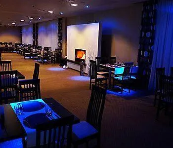 Hotel Bnc - Restaurant - Bowling 3*