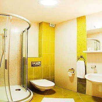 Отель Bnc - Restaurant - Bowling Братислава